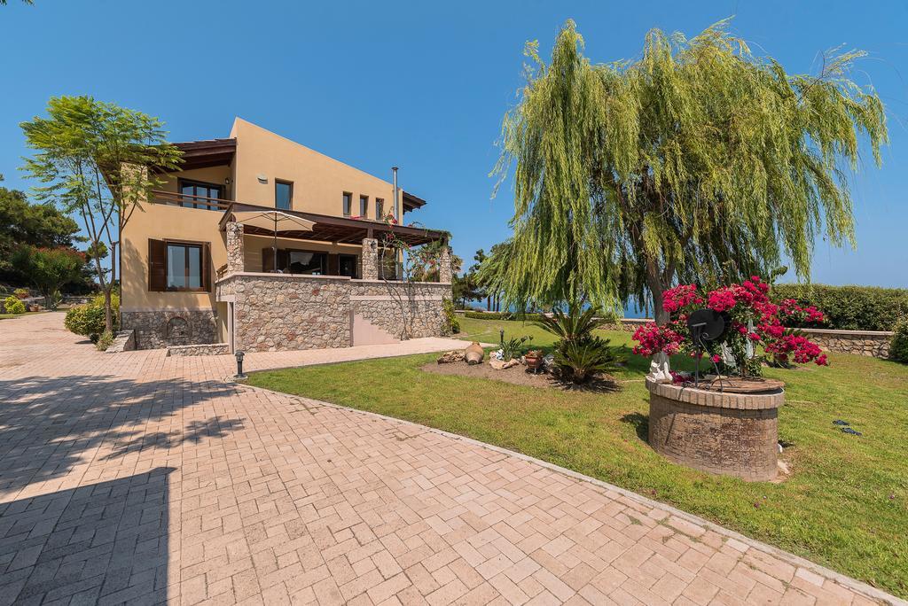 Villa Russelia Kalavárda Zewnętrze zdjęcie