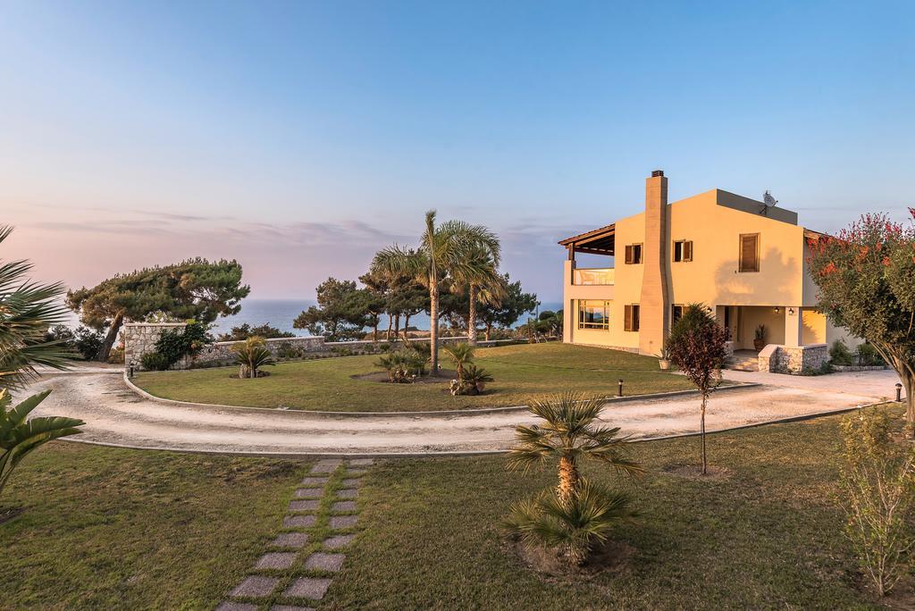 Villa Russelia Kalavárda Zewnętrze zdjęcie